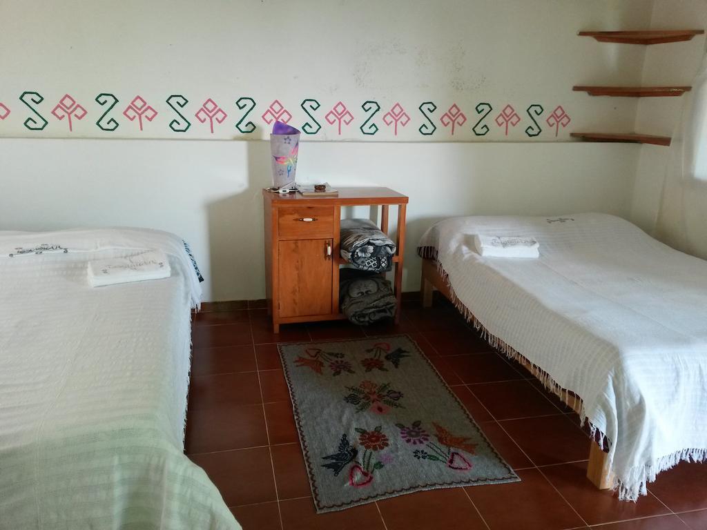 Hotel Taselotzin Cuetzalán del Progreso Chambre photo